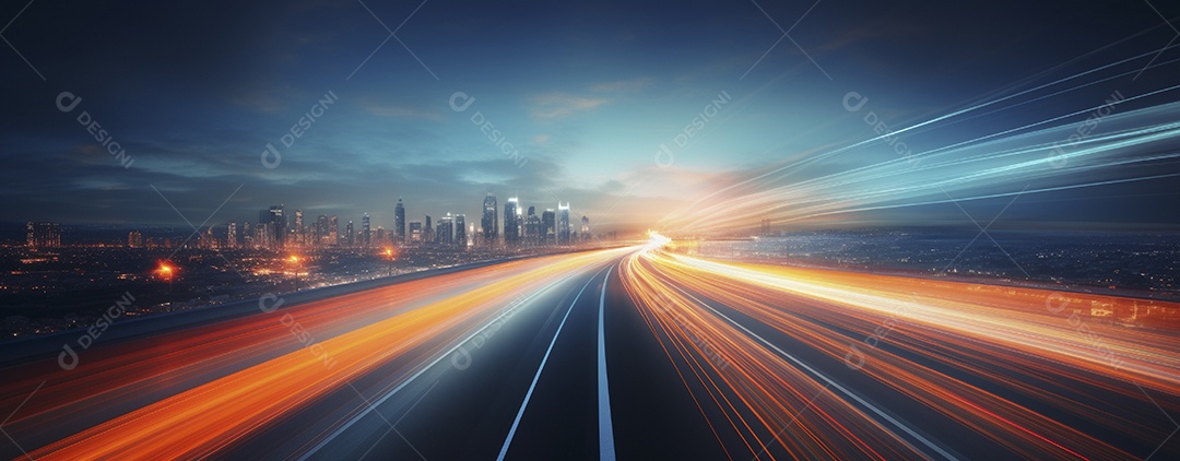 Tráfego na estrada com trilhas leves à noite