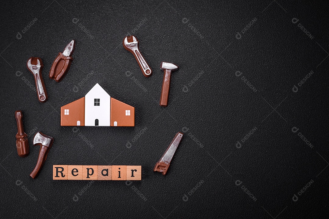 Ferramentas e inscrições simbolizando reparos ou garagem e seus atributos em fundo liso. Plano de fundo para o seu design