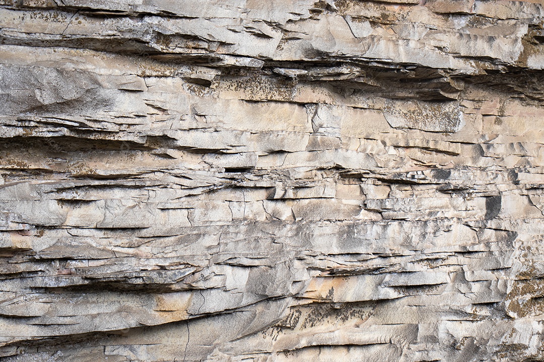 vista frontal da textura da rocha em tom bege