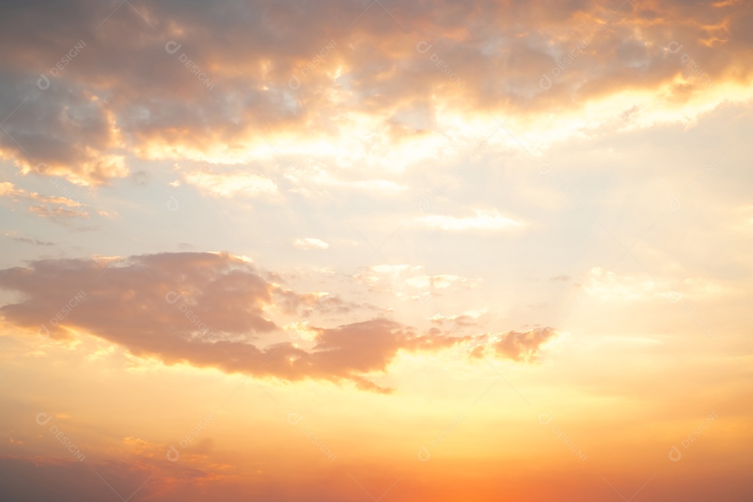 Céu lindo ao entardecer