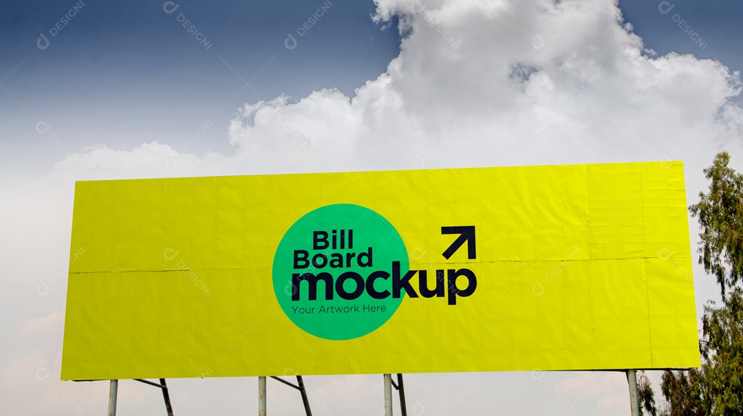 Mockup Placa De Outdoor Frente PSD Editável