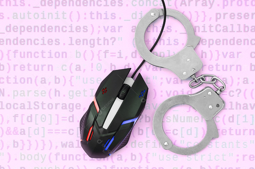 O mouse do computador na cor da polícia está algemado no fundo do código do programa