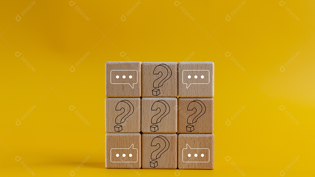 Blocos de madeira sobre fundo isolado