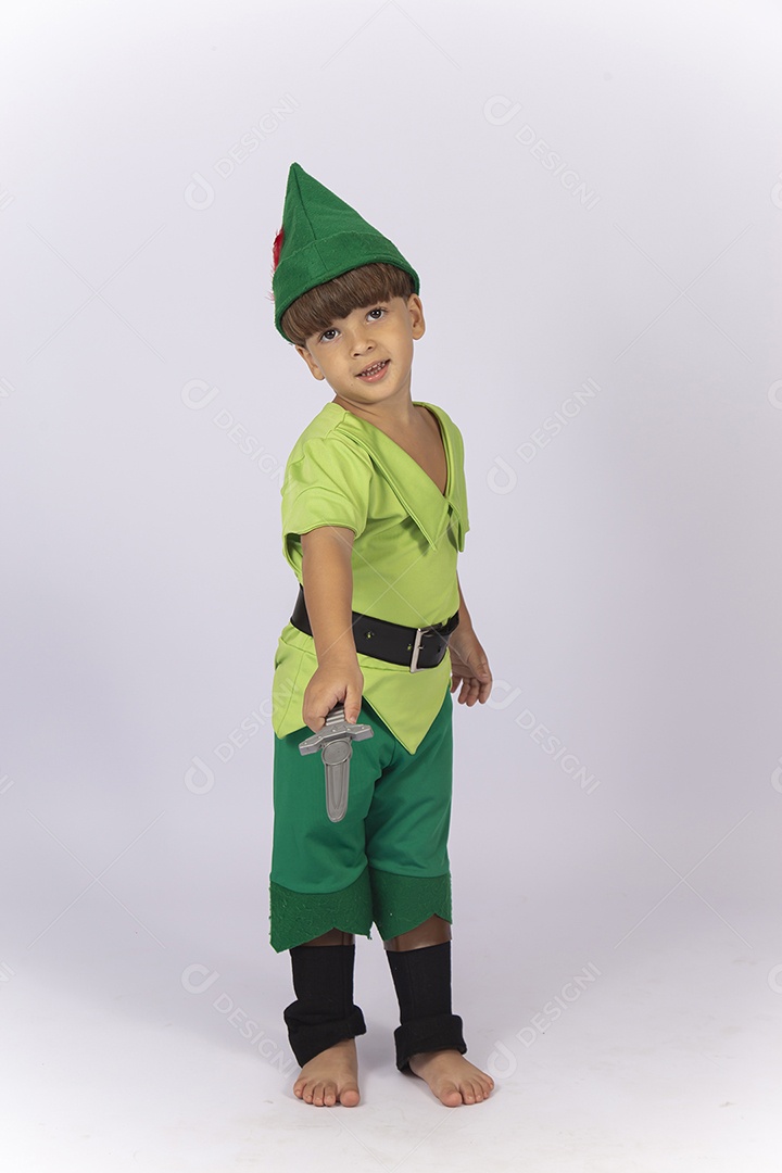 Criança com fantasia do Peter Pan.
