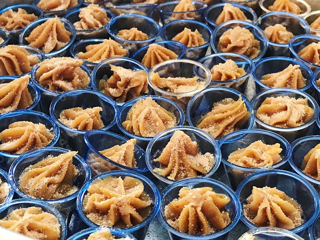 Famoso doce brasileiro churros de brigadeiro