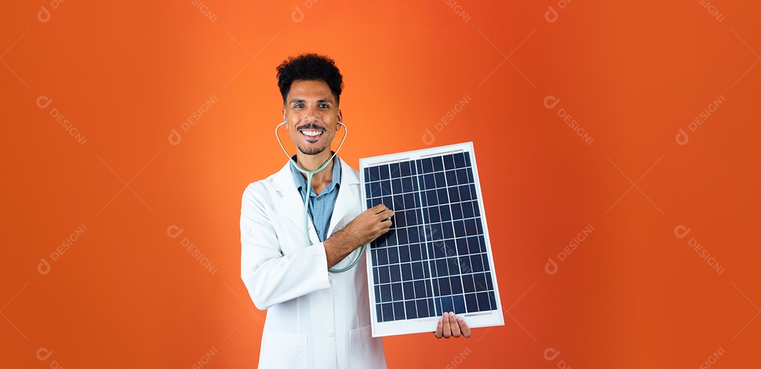 Jovem médico negro ou residente médico veterinário