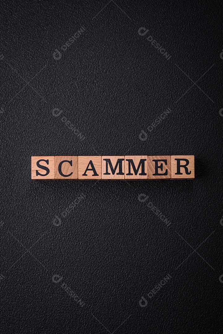 A inscrição Tendência feita de cubos de madeira sobre um fundo liso. Pode ser usado para o seu design