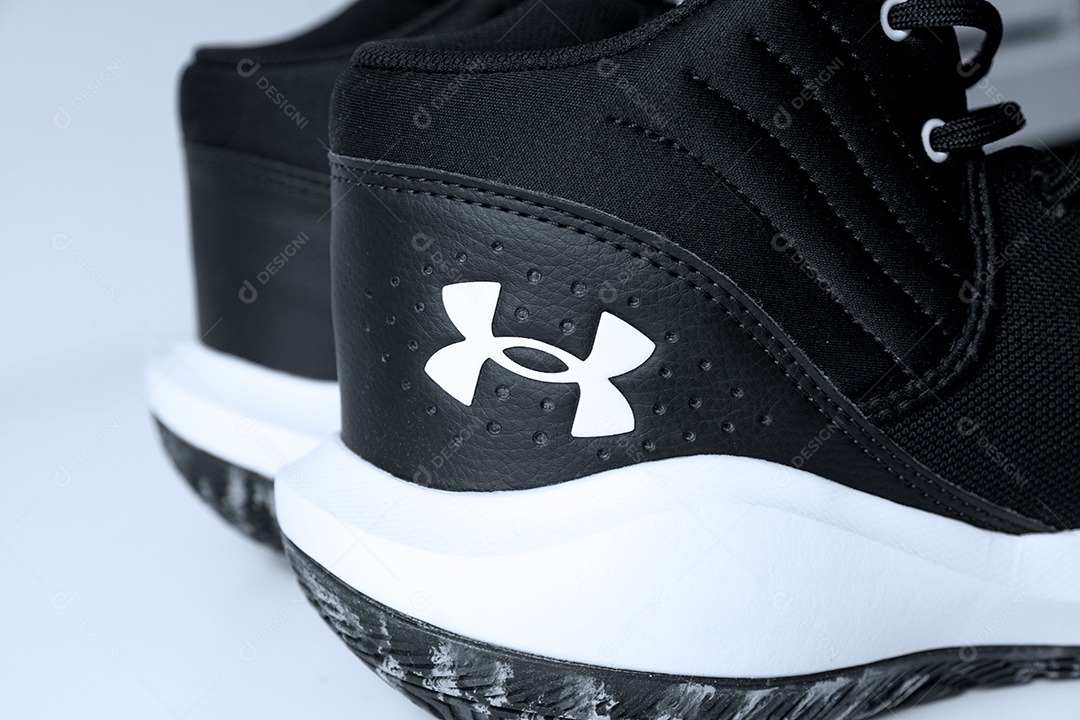 Tênis Under Armour Jet