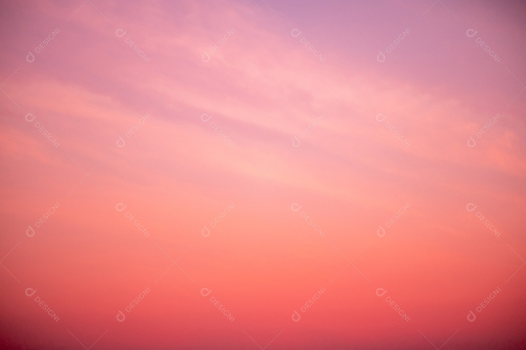 Céu com feche de pôr do sol