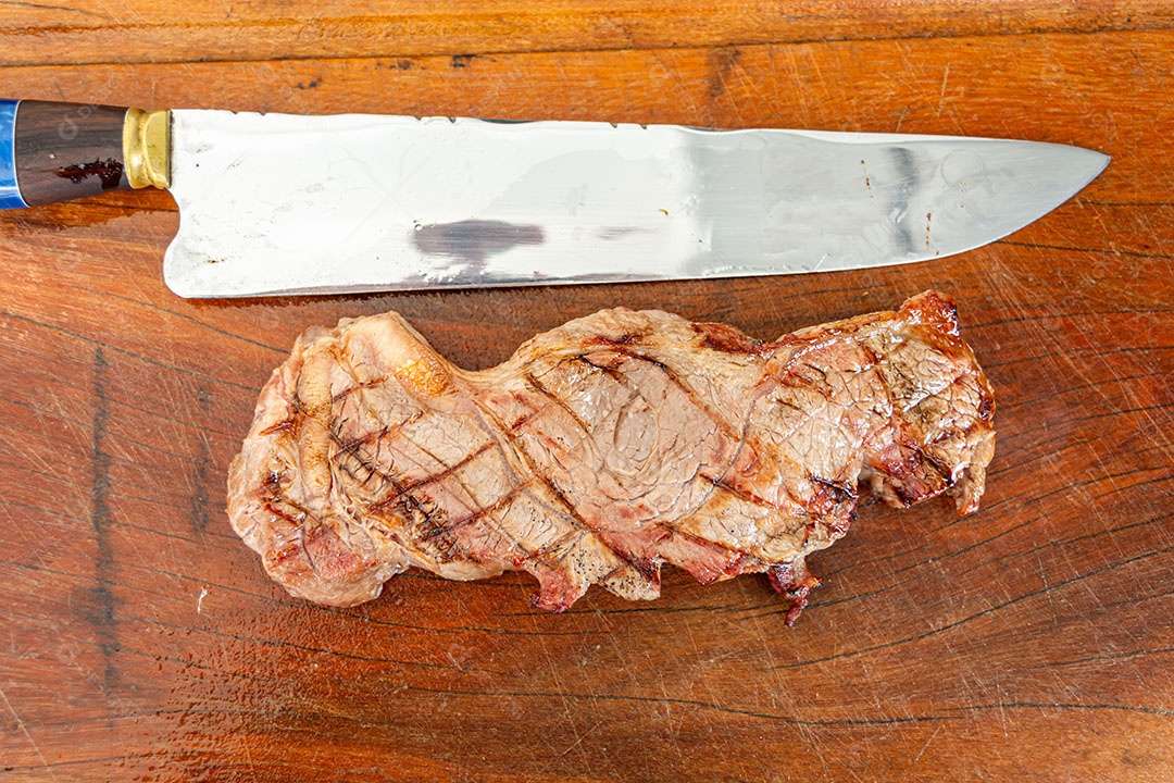Bife brasileiro carne churrasco