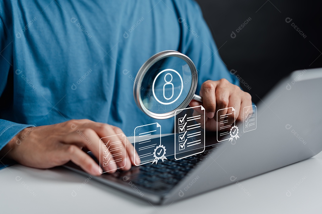 Homem jovem empresário em seu escritório