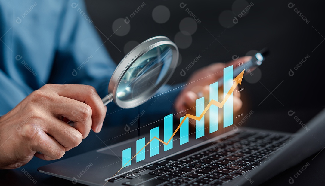 Homem jovem empresário em seu escritório