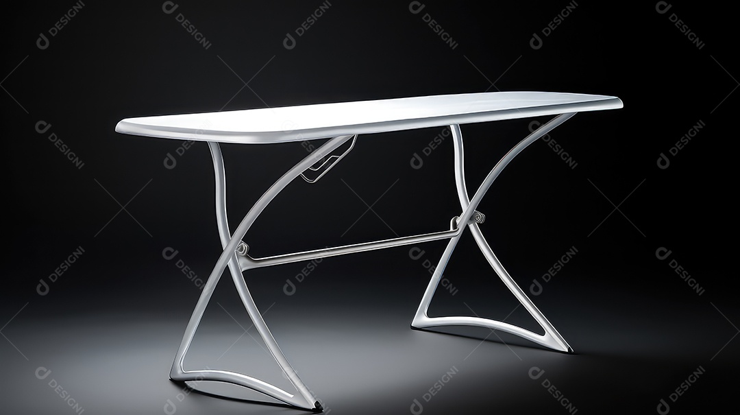 Uma mesa de metal em um fundo cinza com sombras