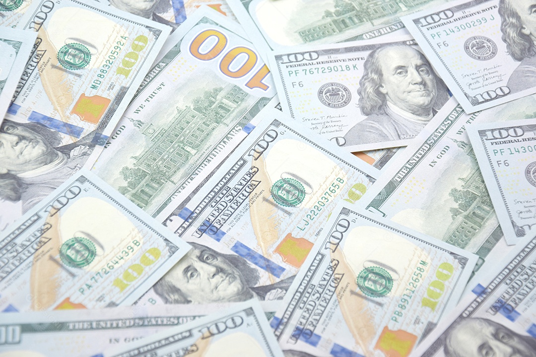 Dólares americanos e hryvnia ucraniana ajuda americana à Ucrânia na guerra