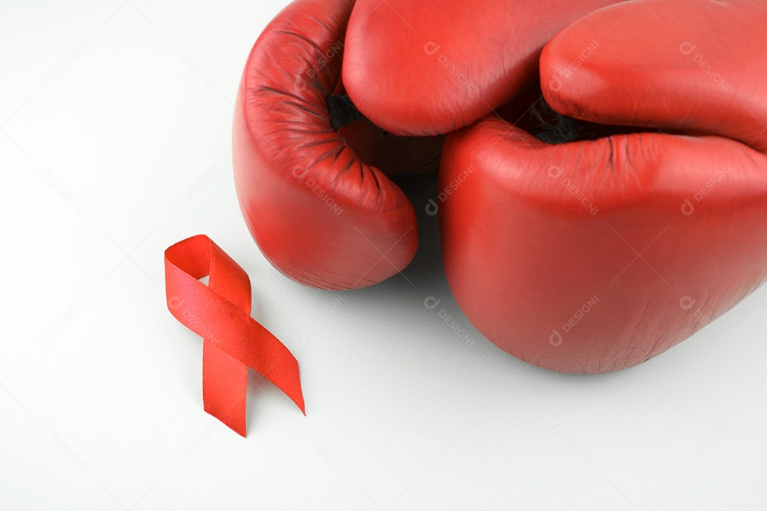 Fita e luvas de boxe vermelhas para conscientização do HIV