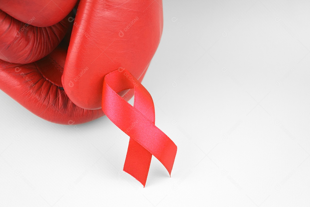 Luvas de boxe vermelhas com fita mês nacional de conscientização sobre HIV