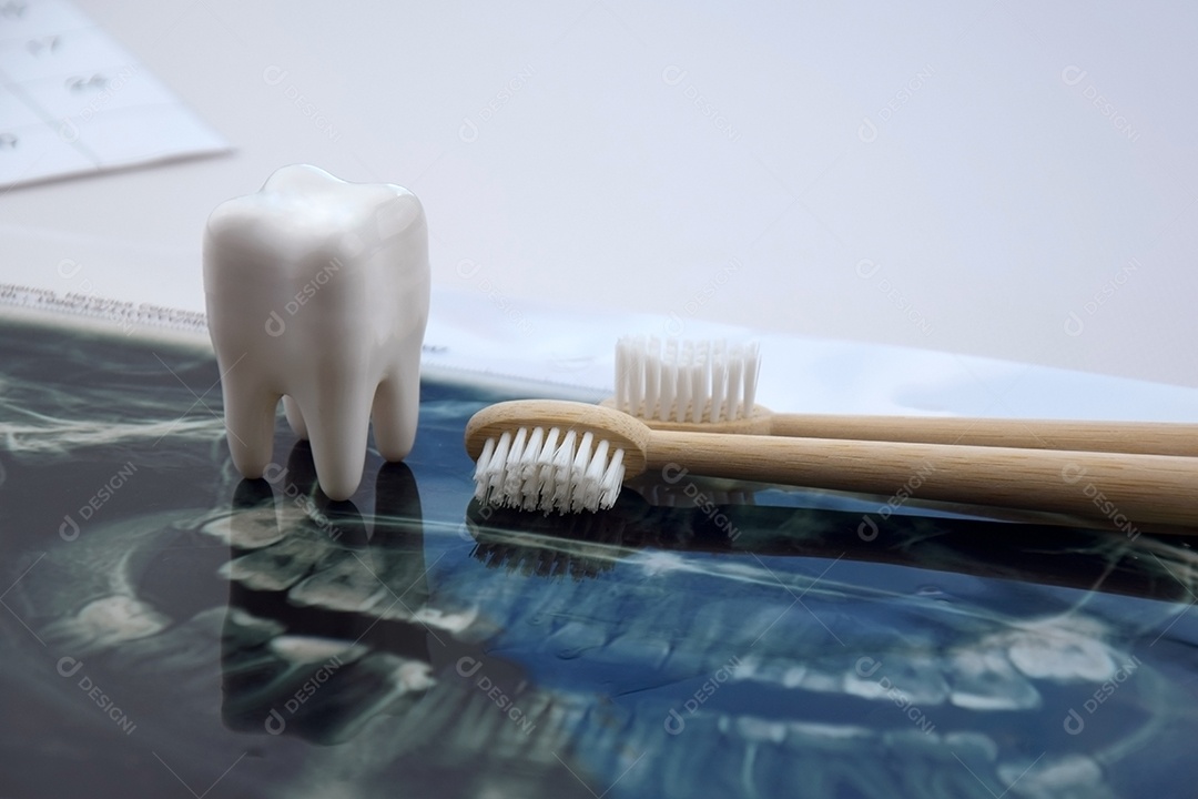 Instantâneo panorâmico da mandíbula do dente do paciente calendário