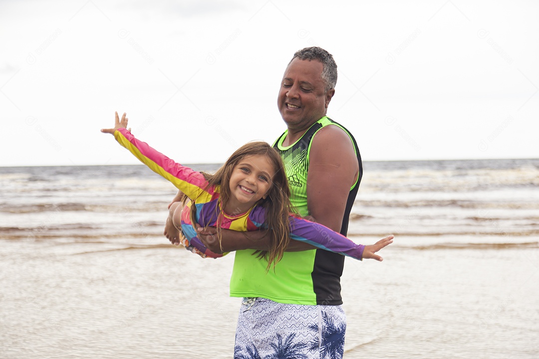 Vô ao lado de sua neta curtindo férias