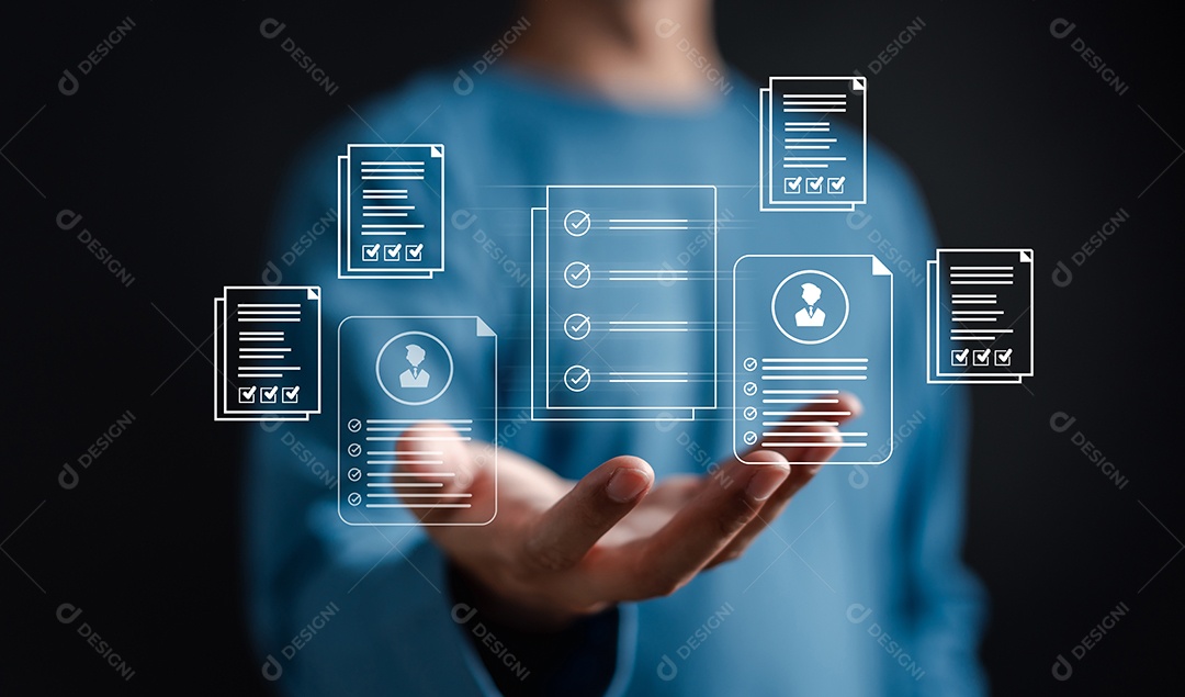 Homem jovem empresário em seu escritório