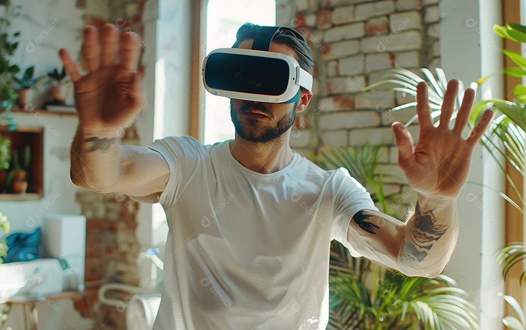 Homem americano com óculos VR jogando videogame com fundo sólido