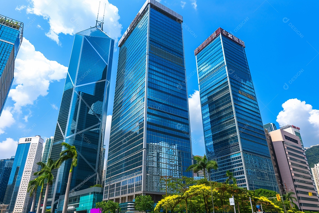 Imagem tonificada de prédios de escritórios modernos e sucata do céu