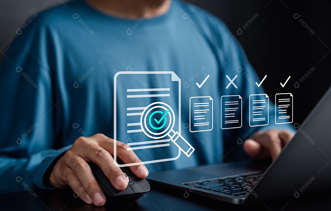 Homem jovem empresário em seu escritório