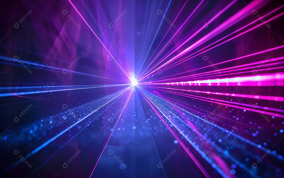 Feixes azuis e violetas de luz laser brilhante brilhando