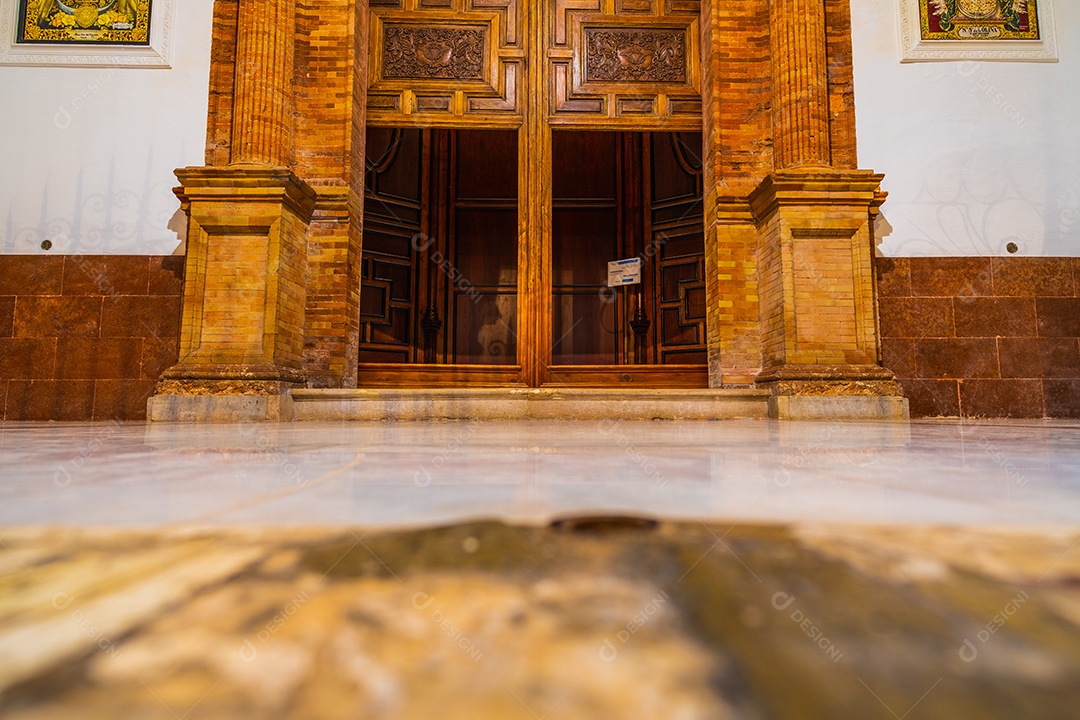 Famosa igreja dos Santos Mártires Ciriaco e Paula no centro de Málaga