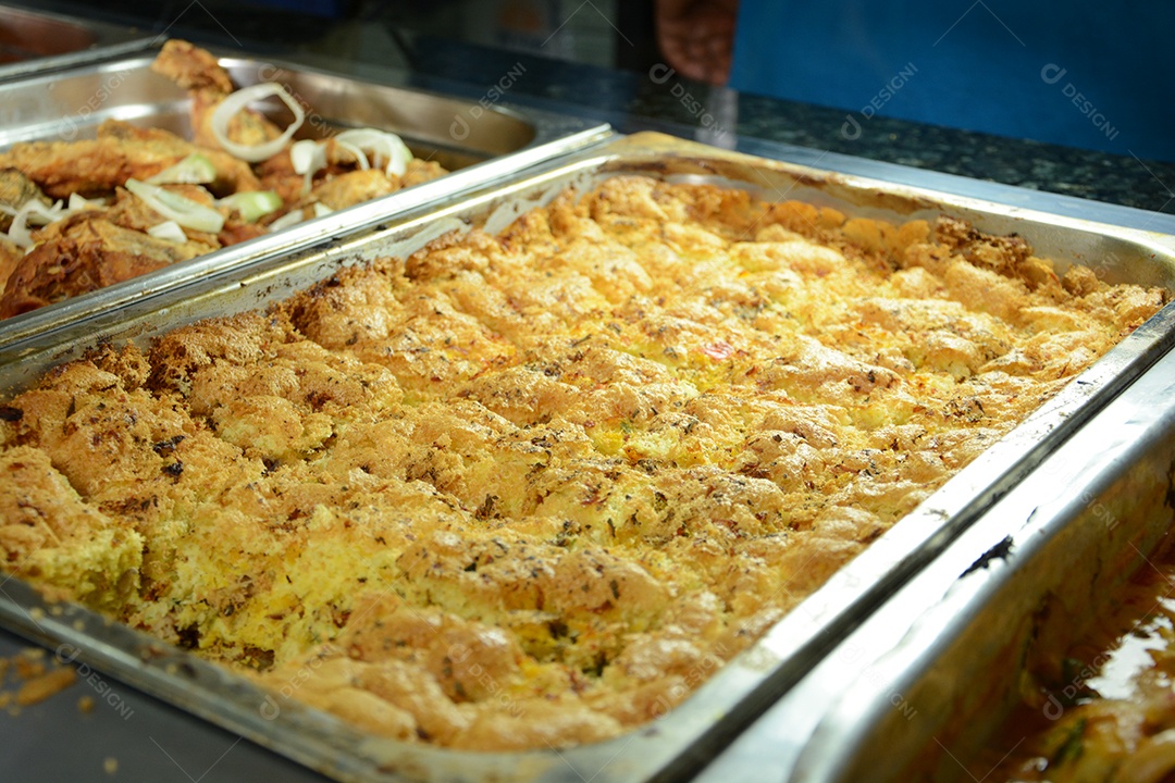 Comida deliciosa no buffet de uma restaurante