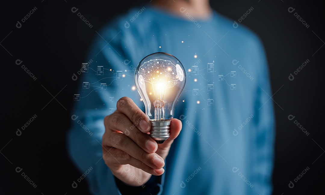 Homem jovem empresário em seu escritório