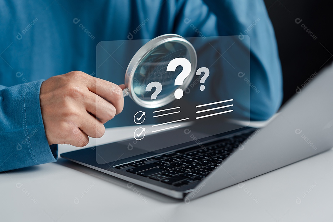 Homem jovem empresário em seu escritório