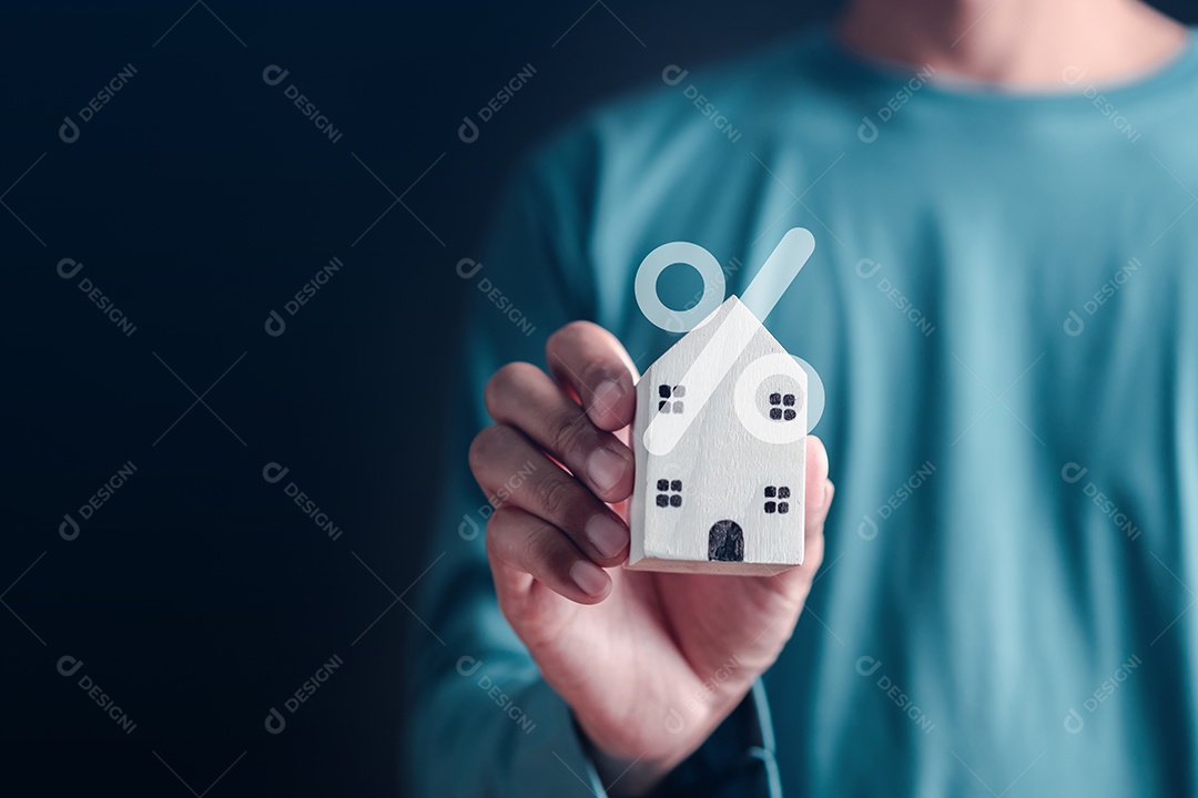 Homem jovem empresário em seu escritório