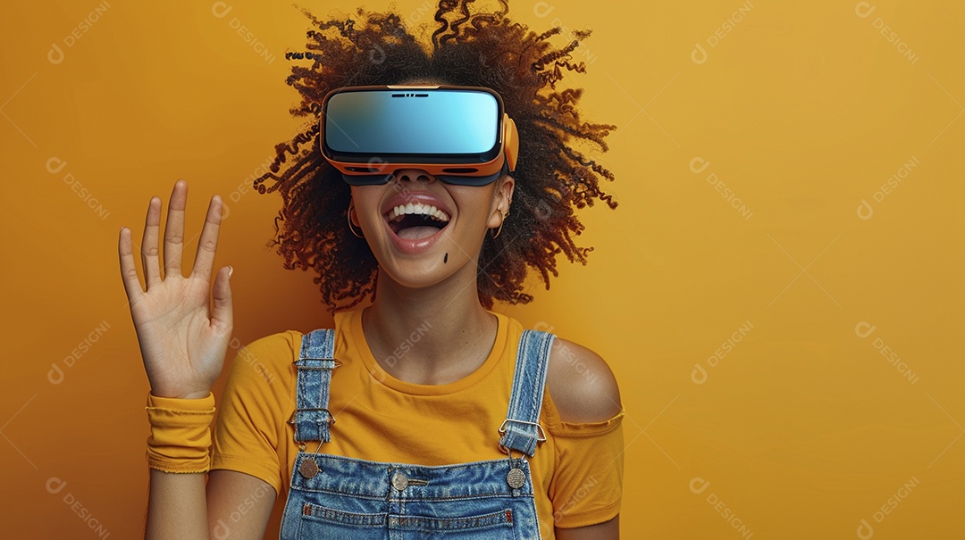 Jovem muito animada usando óculos de realidade virtual
