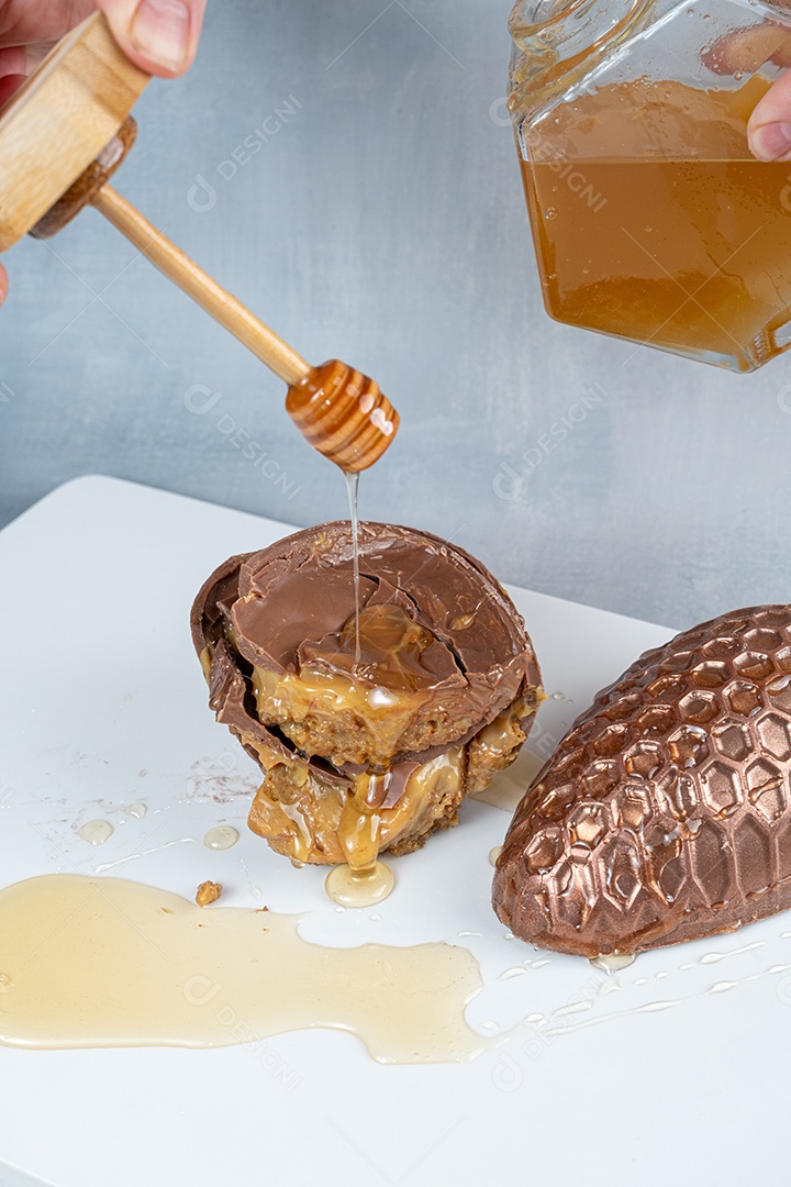 Ovos de páscoa de pao de mel