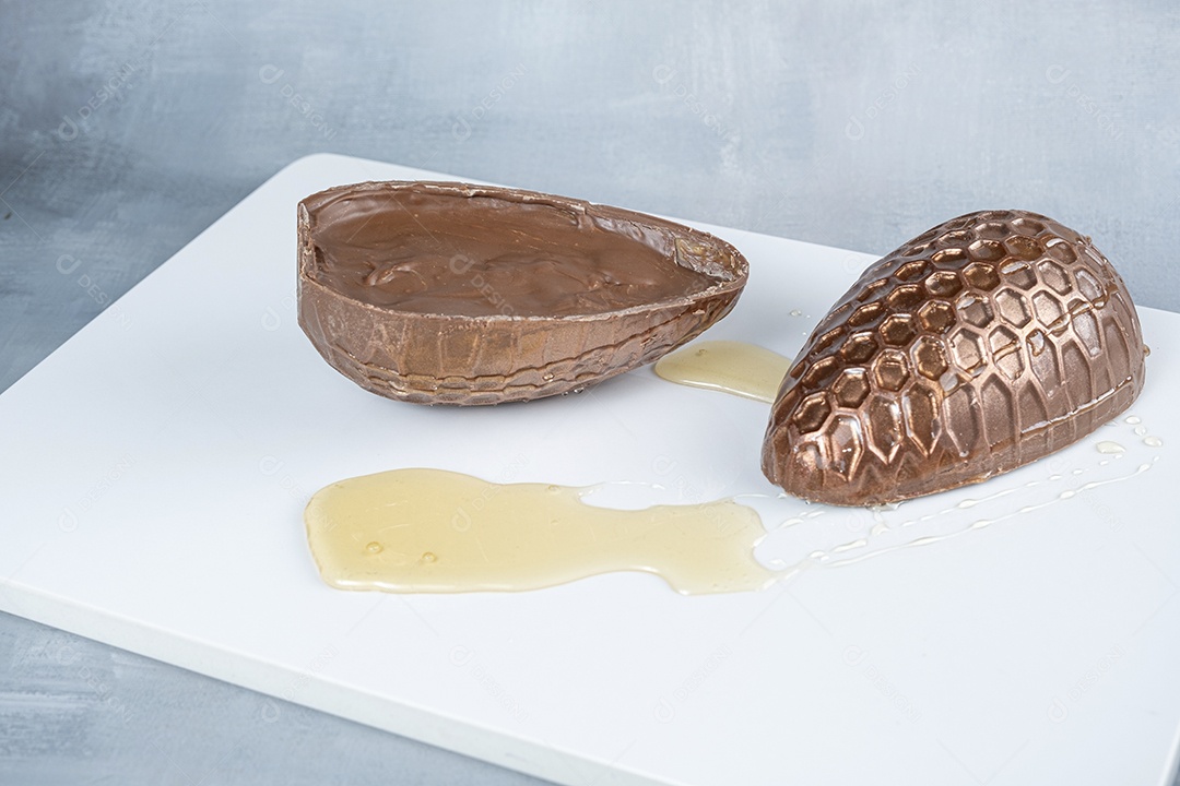 Ovos de páscoa de pao de mel