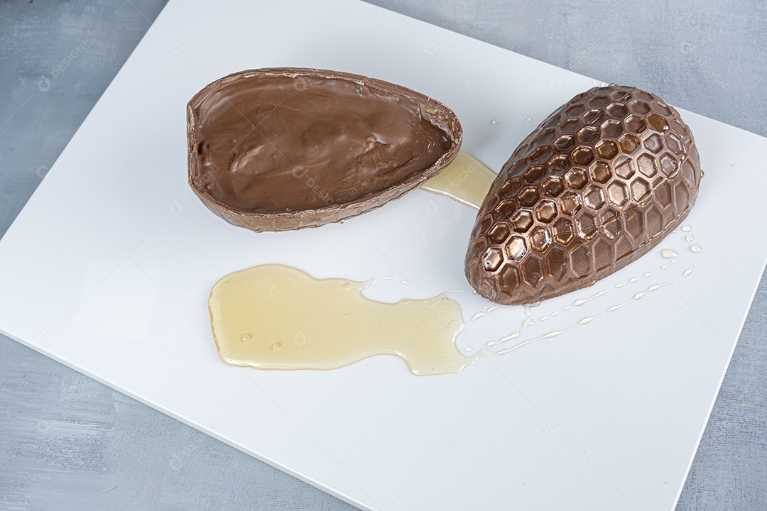 Ovos de páscoa de pao de mel