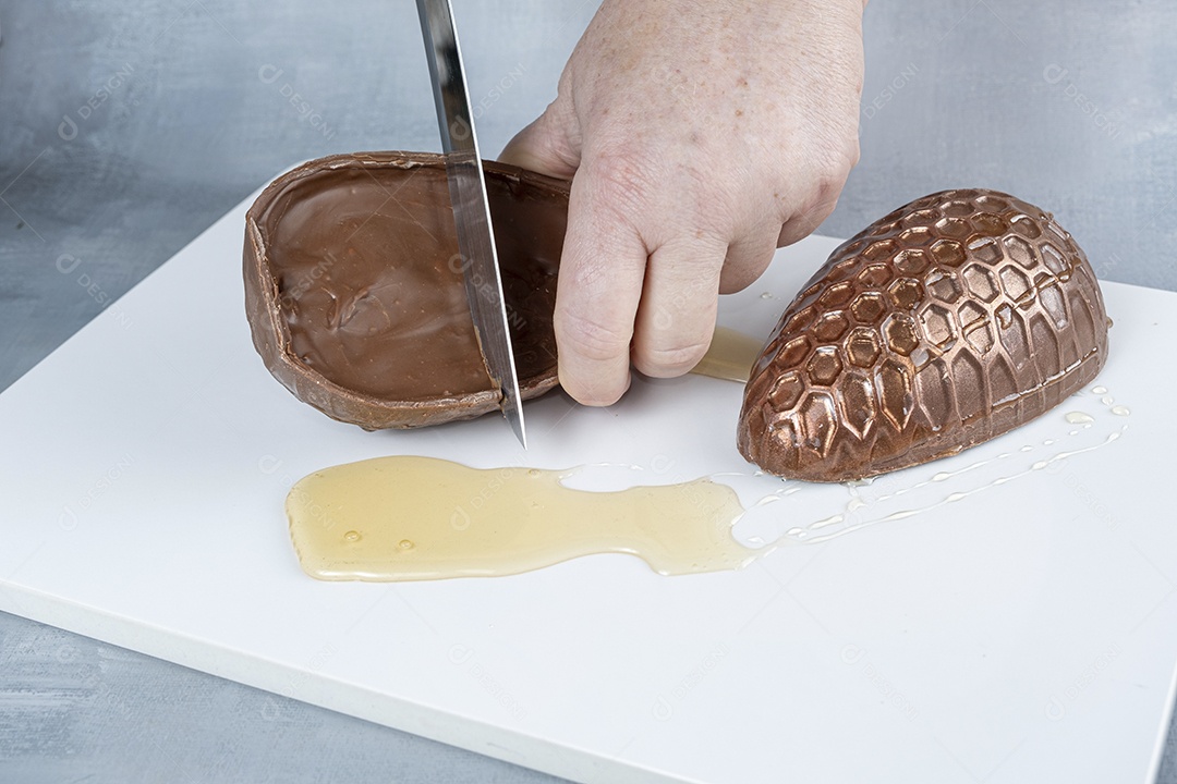 Ovos de páscoa de pao de mel