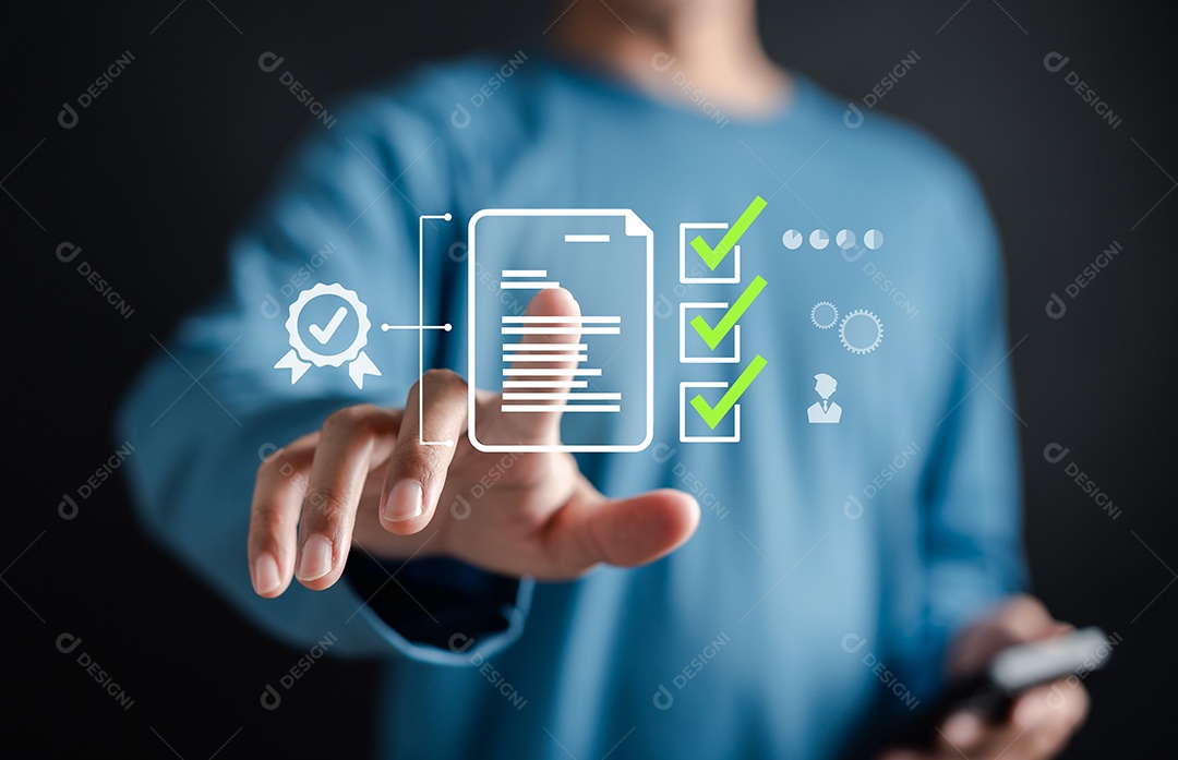 Homem jovem empresário em seu escritório