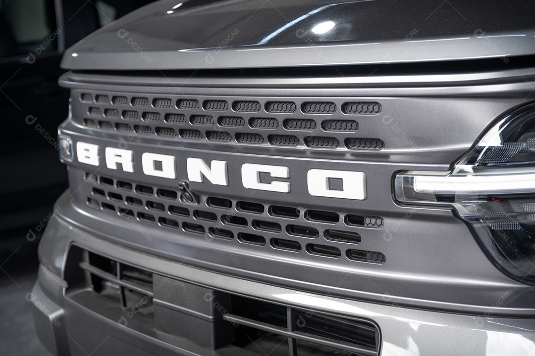 Ford Bronco Sport estacionado