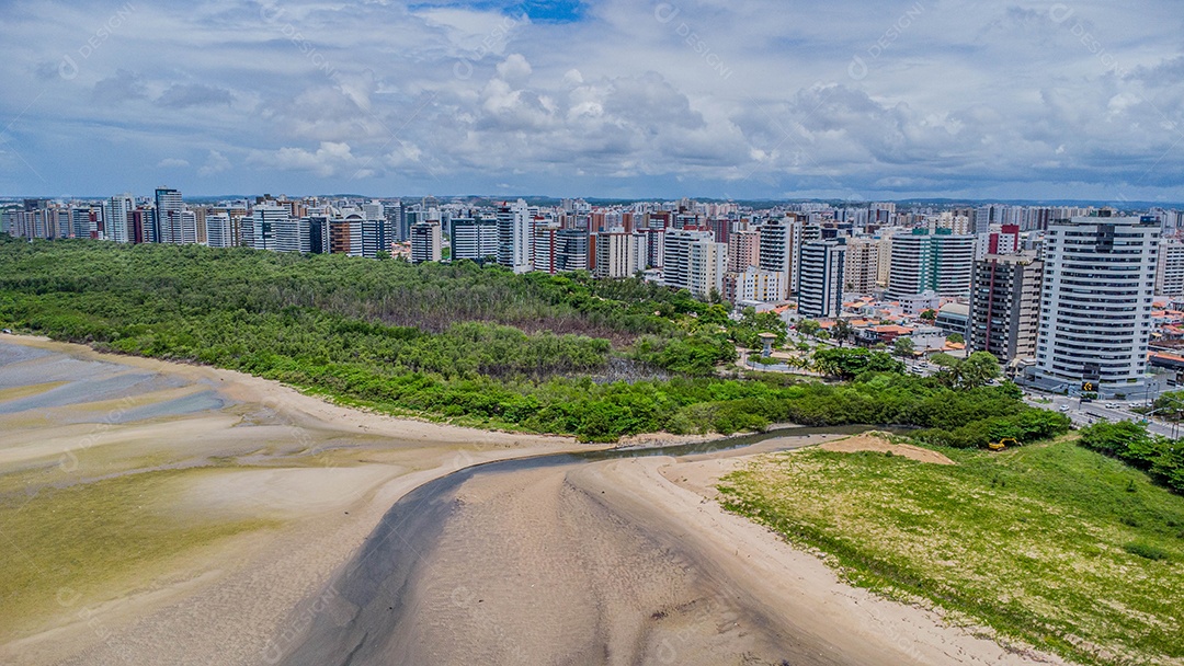 Beira rio na cidade de Aracaju