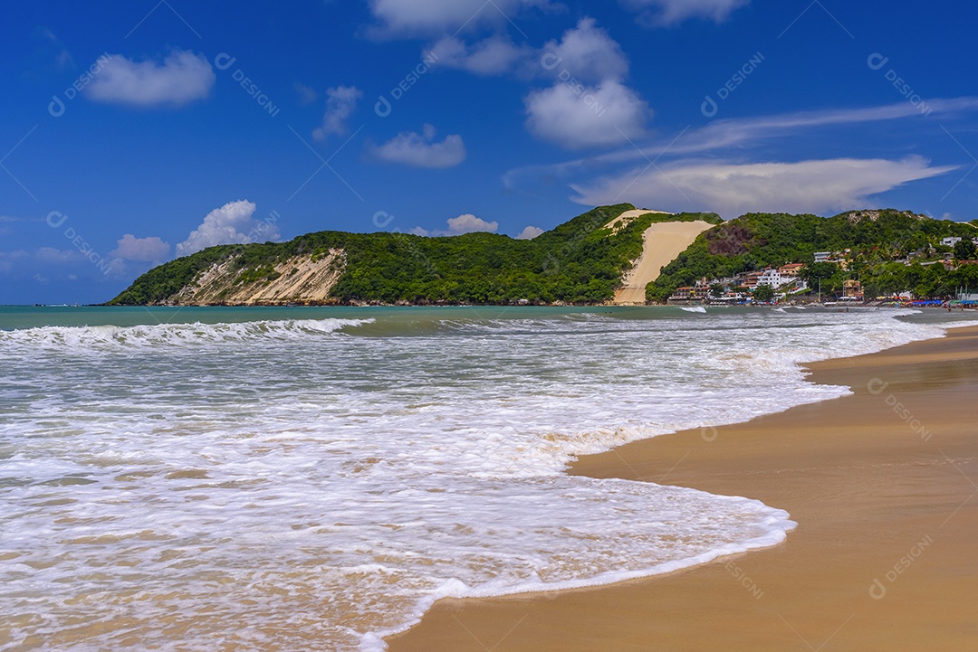 Praia de ponta negra e morro do careca em Natal