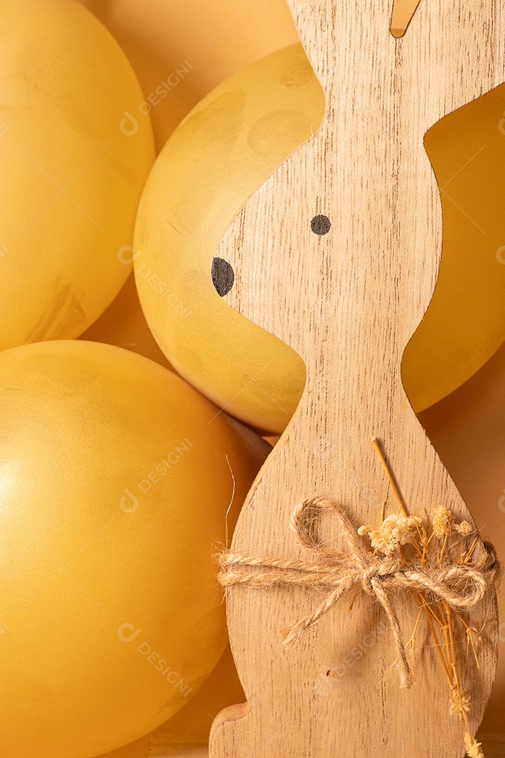 Decoração de páscoa coelho de madeira