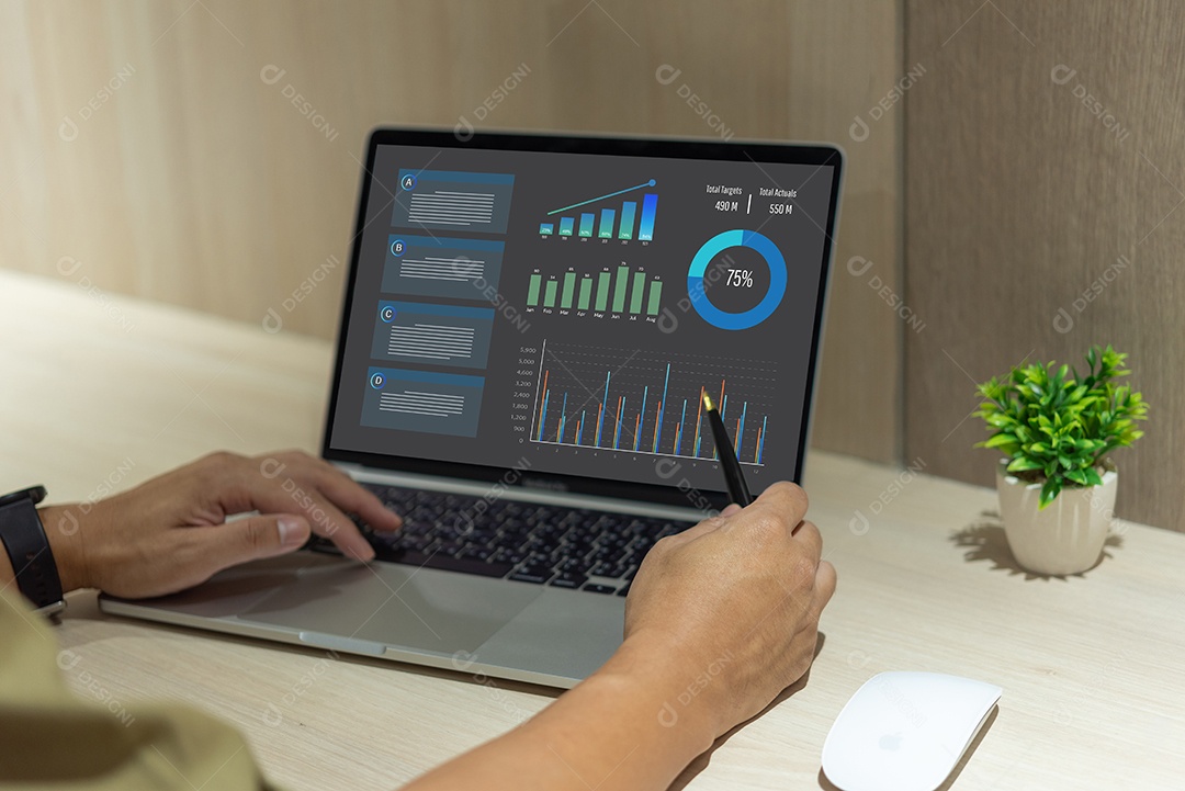 Jovem empresário em seu escritório