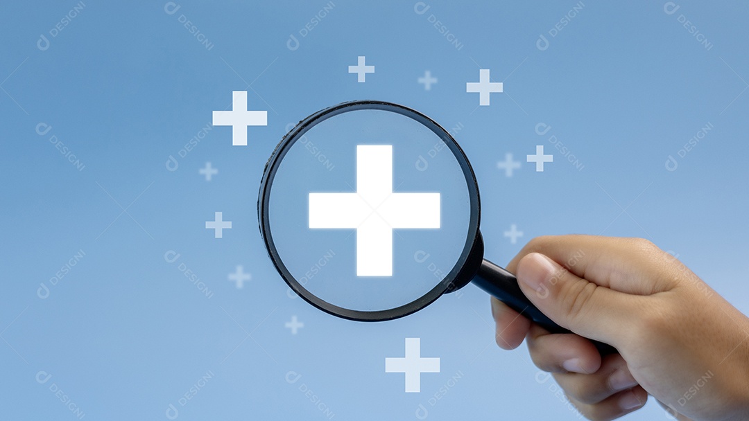 Lupa com um ícone positivo para o conceito médico e de cuidados de saúde