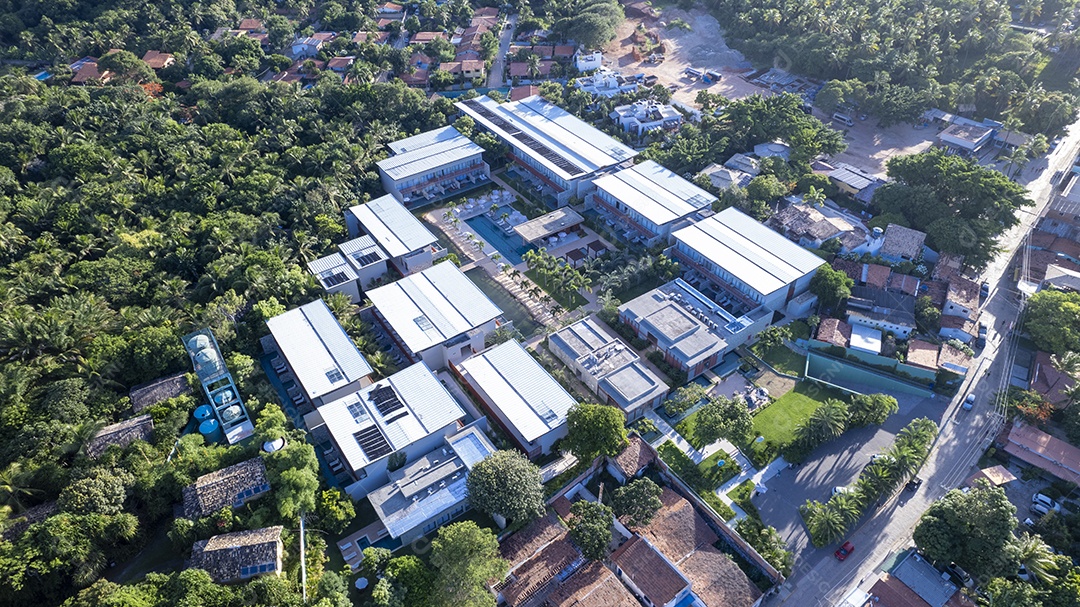 Vista aérea da cidade beira praia de Pipa