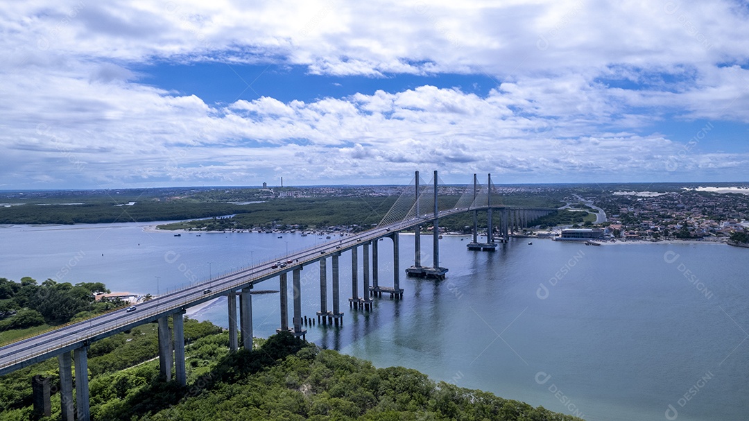Vista aérea da Ponte Newton Navarro em Natal Rio Grande do Norte