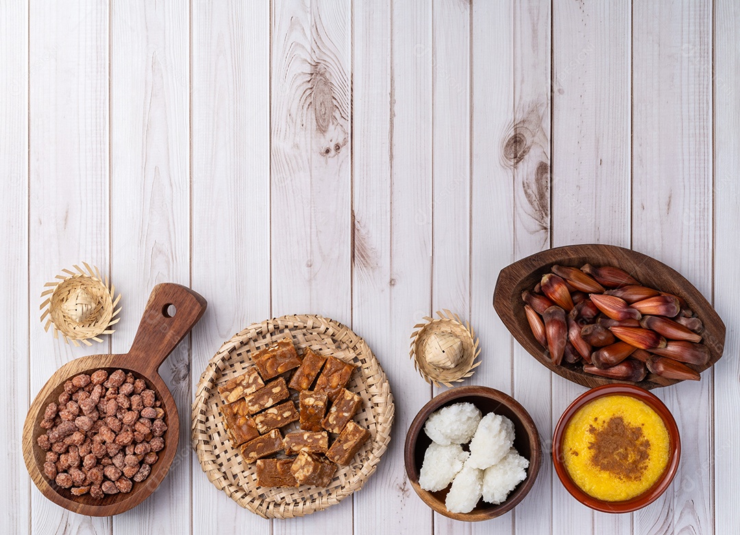 Doces castanhas mingau pratos culinários junino