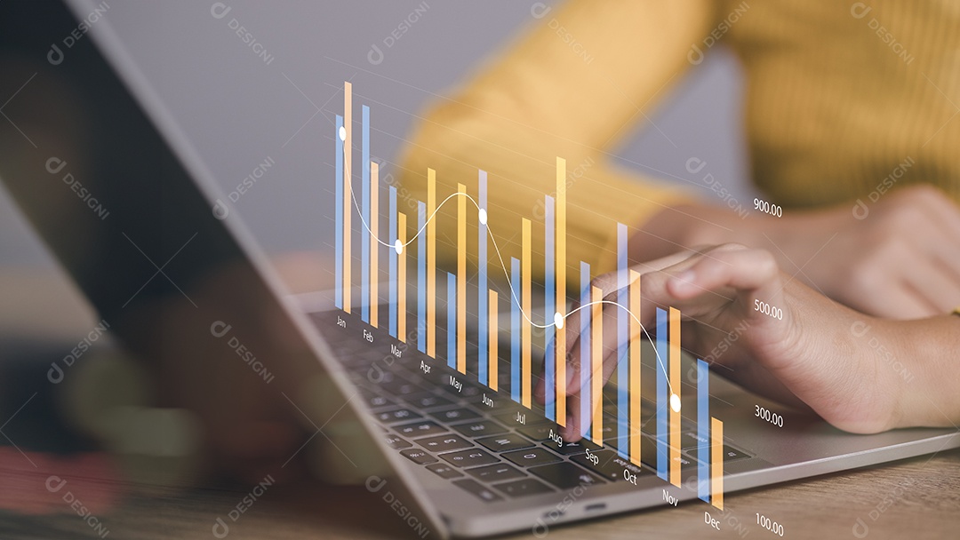 Desenvolvimento em diversas informações na tela de interface virtual futurista