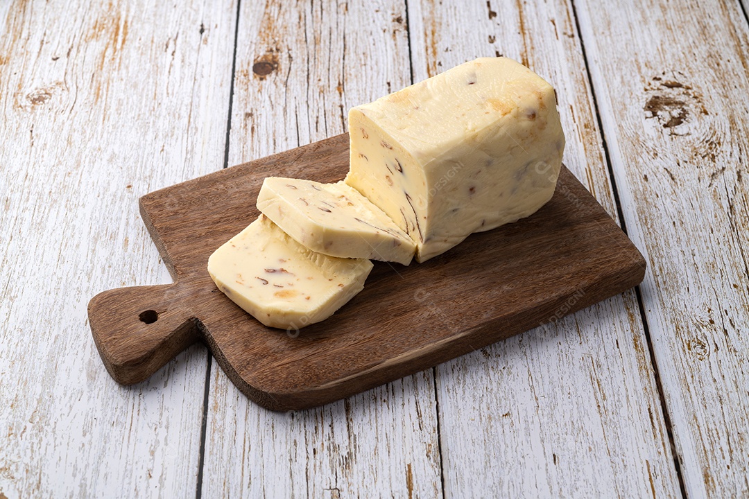 Requeijão de corte tradicional encima da tábua