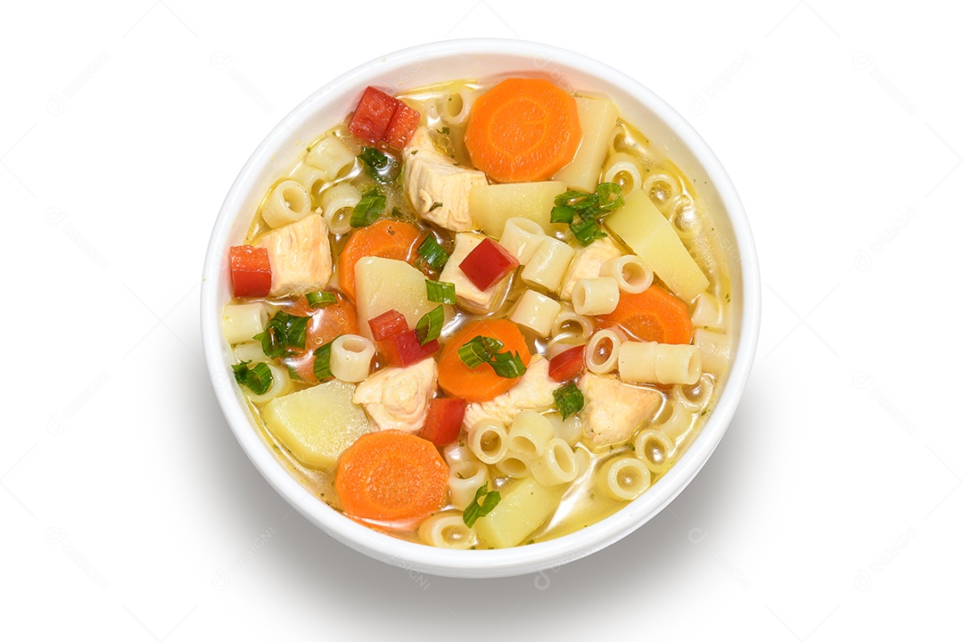 Sopa de macarrão com legumes